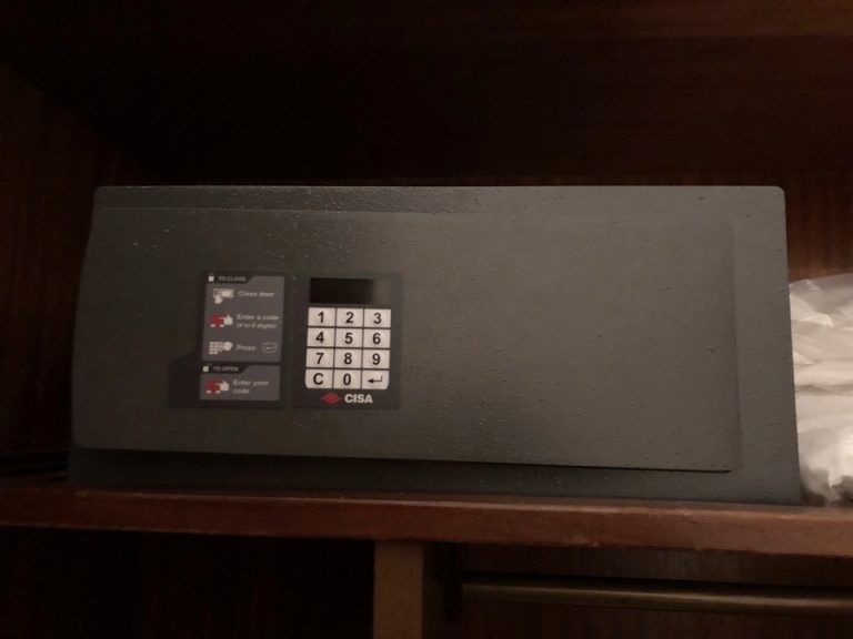 セーフティボックス(閉じた状態)