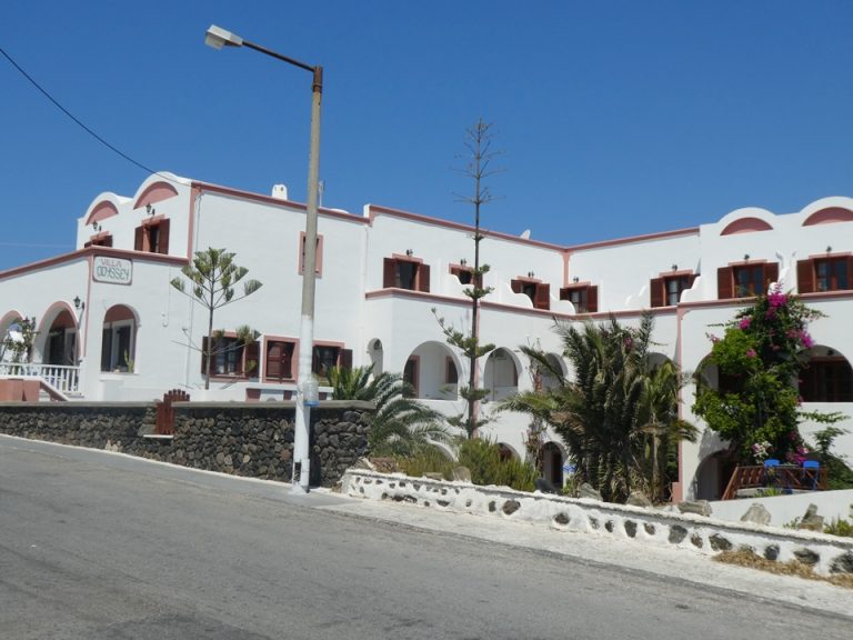 ホテル周辺の街の様子 (1)