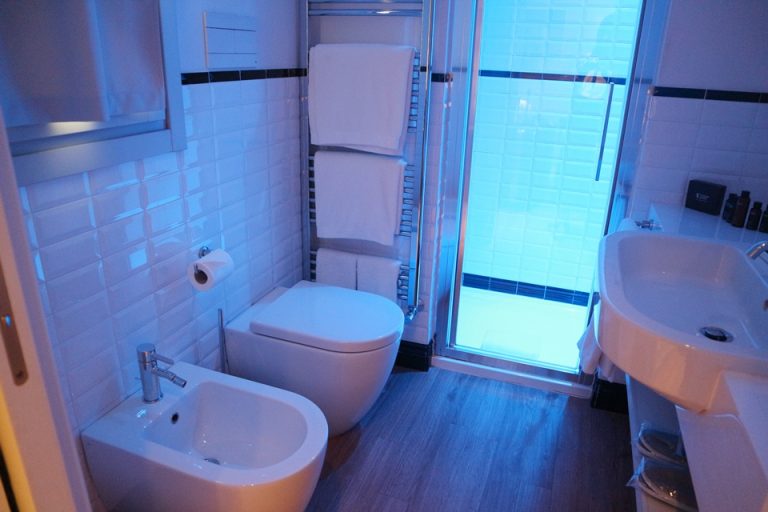 浴室全体 入り口方向