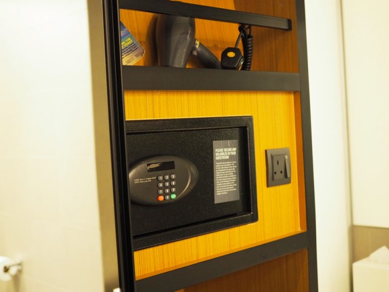 セーフティーボックス(閉じた状態)