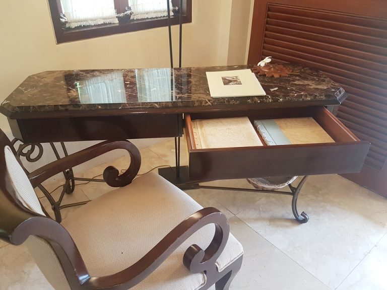 リビング:デスク (1)