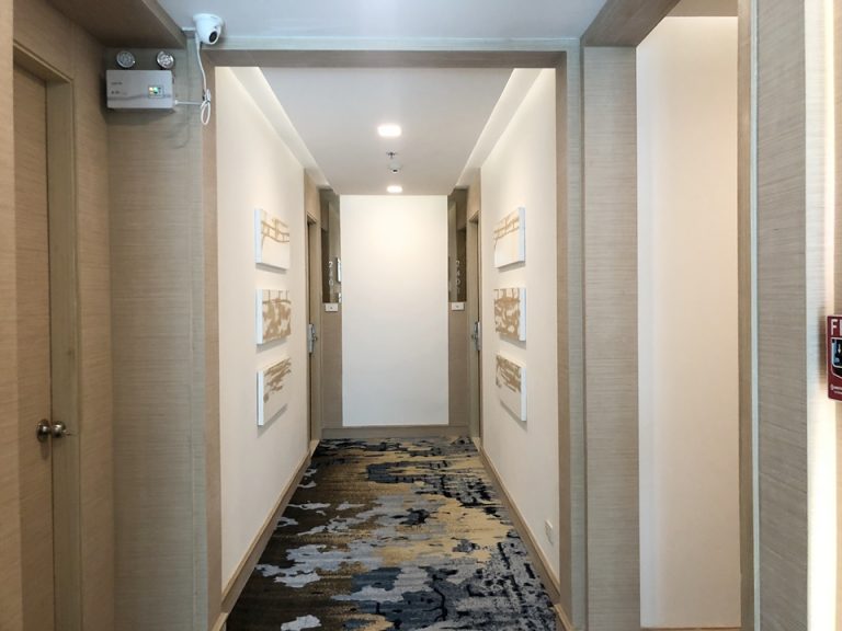 客室フロア エレベータ降りた後