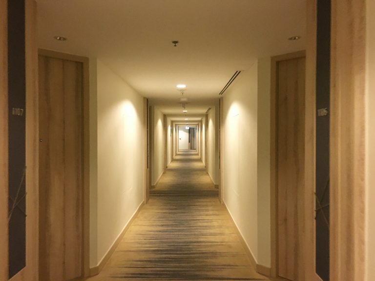 客室階廊下全体