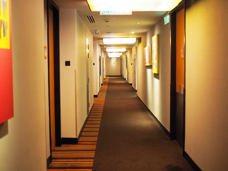 客室階廊下全体