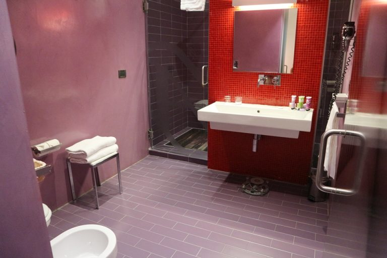 浴室全体 入口方向