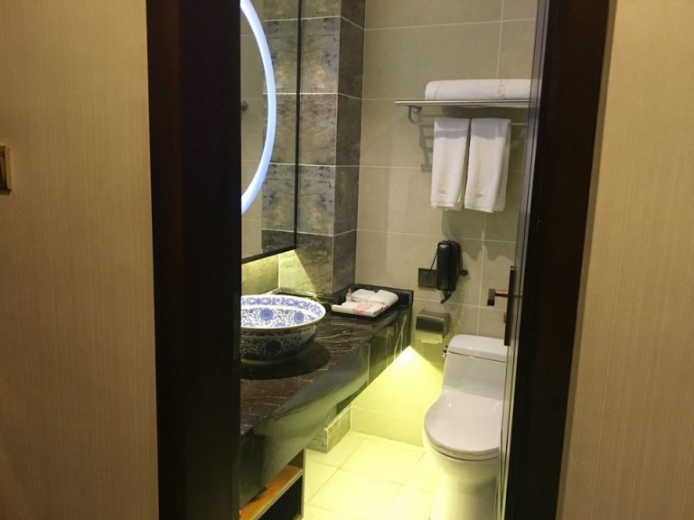 バスルーム入り口