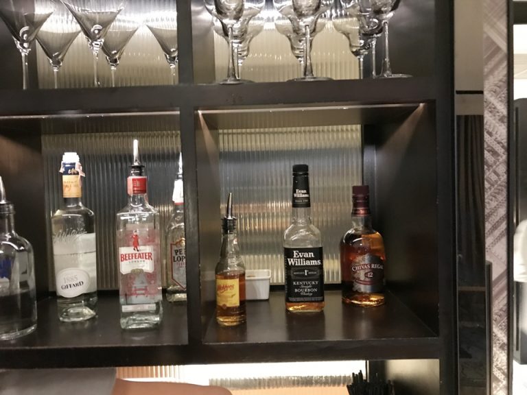 エグゼクティブラウンジ お酒11