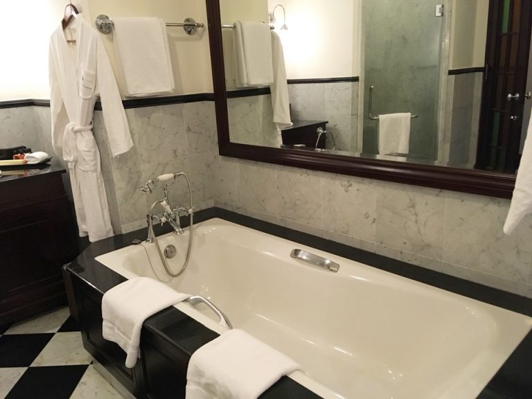 バスタブ シャワーがおしゃれです