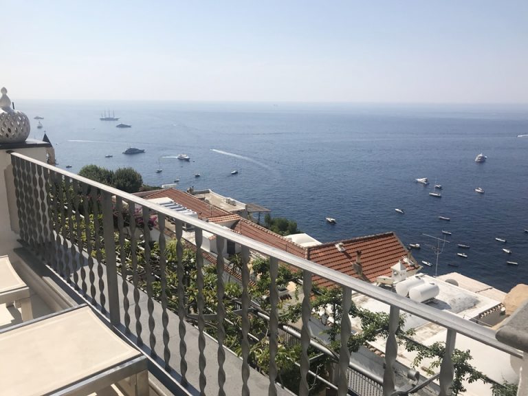 屋上からみた景色