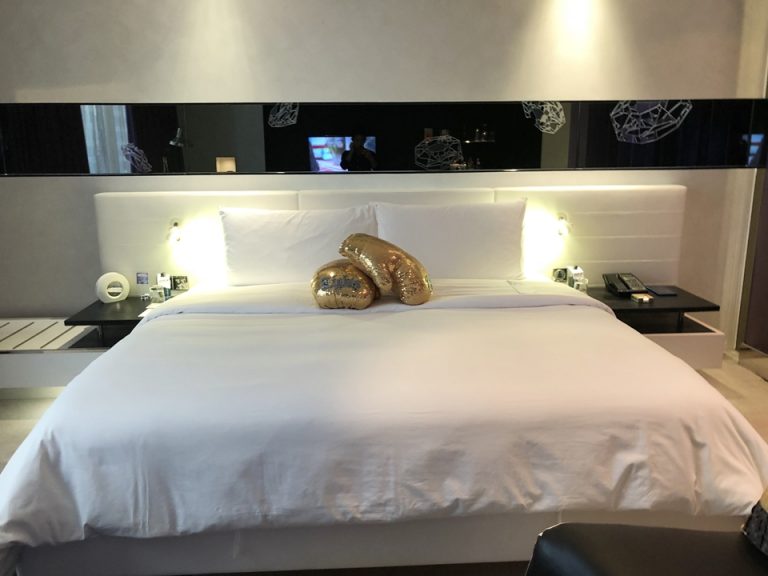 とても大きなベッド