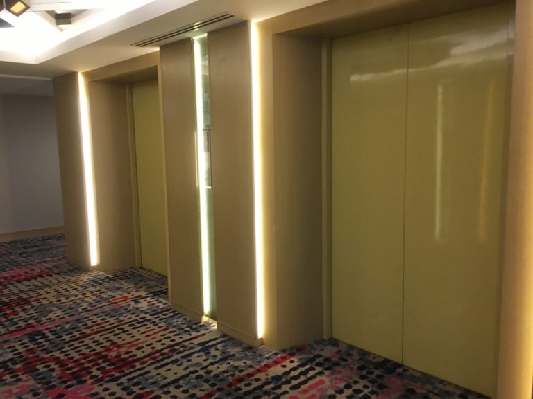 エレベーターホール。宿泊階。