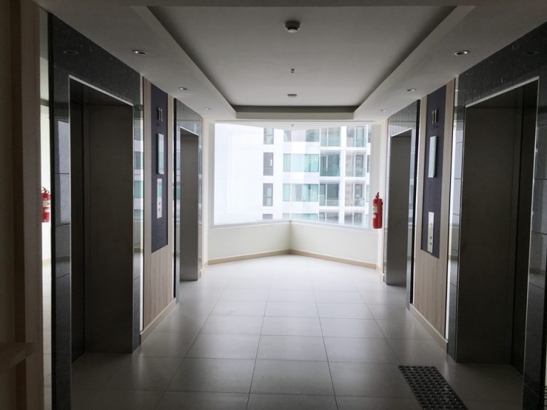 エレベーターホール客室階