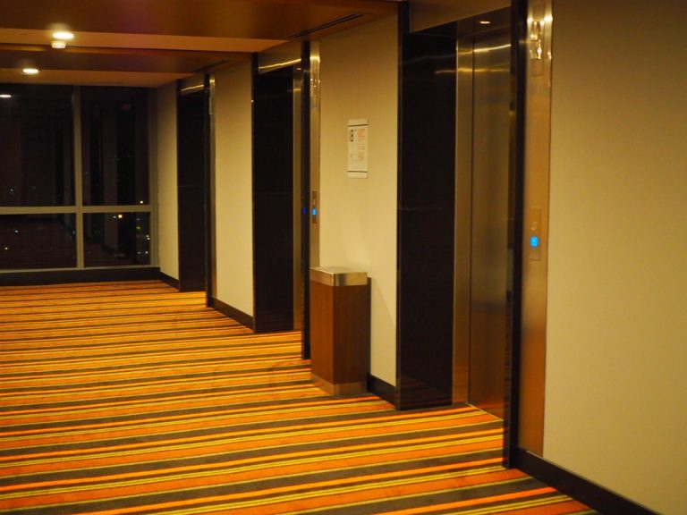 エレベーターホール客室階