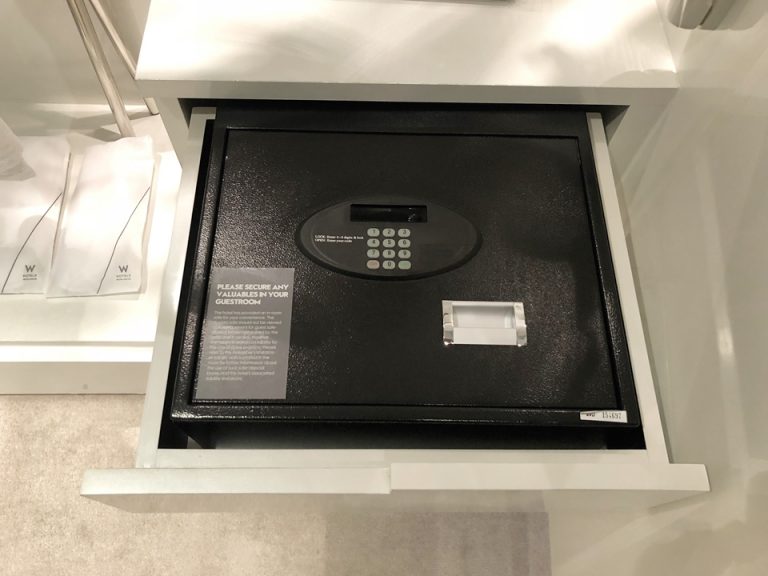 セフティーボックス(閉じた状態)