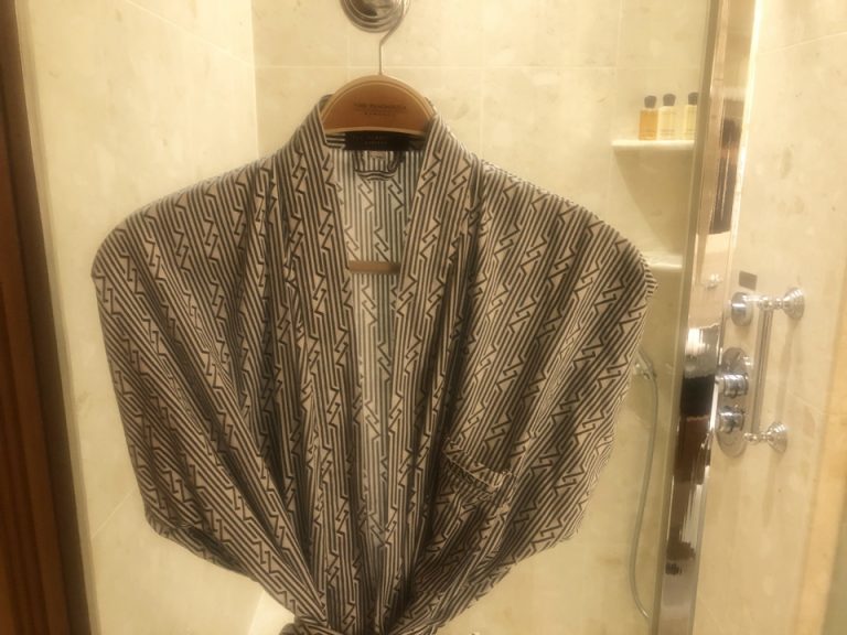 バスローブ。グランドフロアの『ブティック』でも売っていました