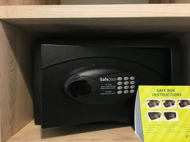 セーフティーボックス(閉じた状態)