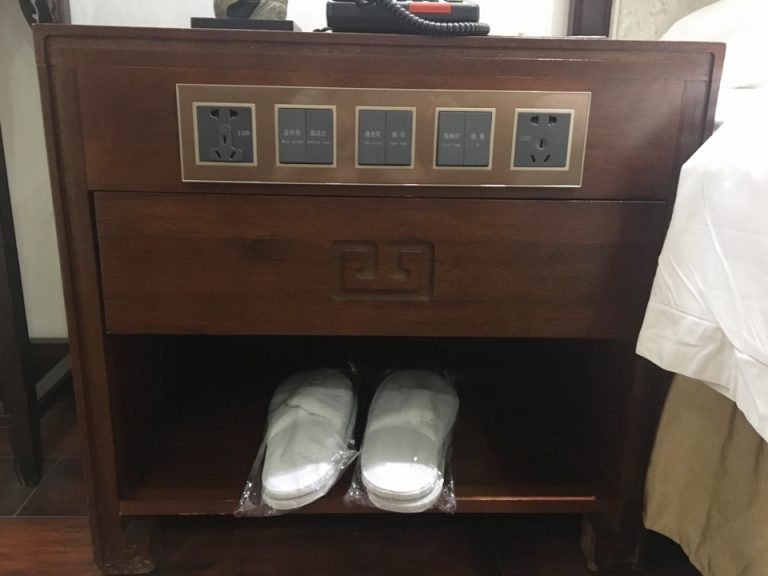 スリッパ。適度な厚みがあり快適でした