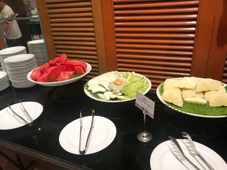 朝食 フルーツ2