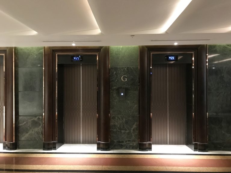 ロビー階 エレベーターホール4