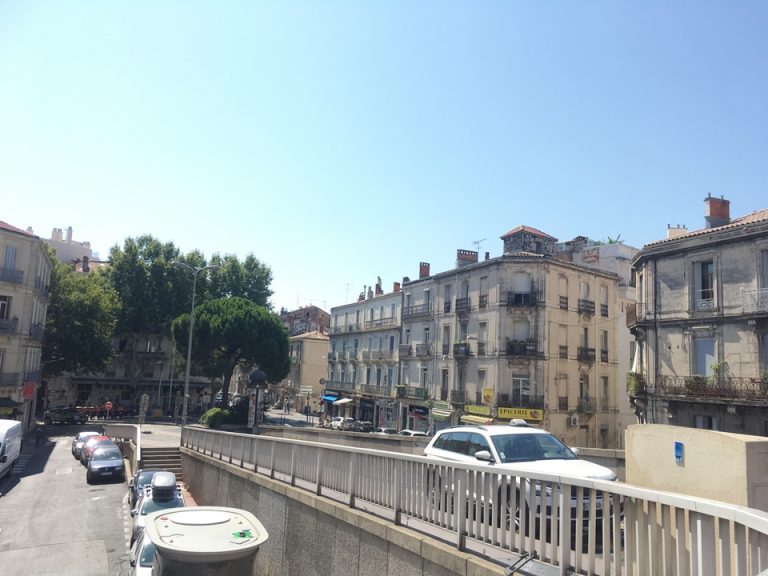 IMG_ ホテルの周りの街並み