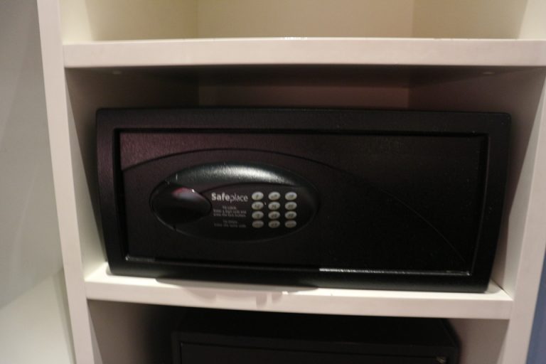 セーフティボックス 閉じた状態