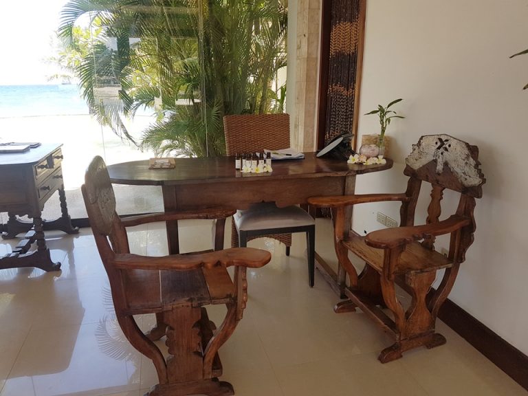 スパ:受付けカウンター