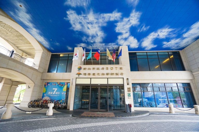 エントランス外観