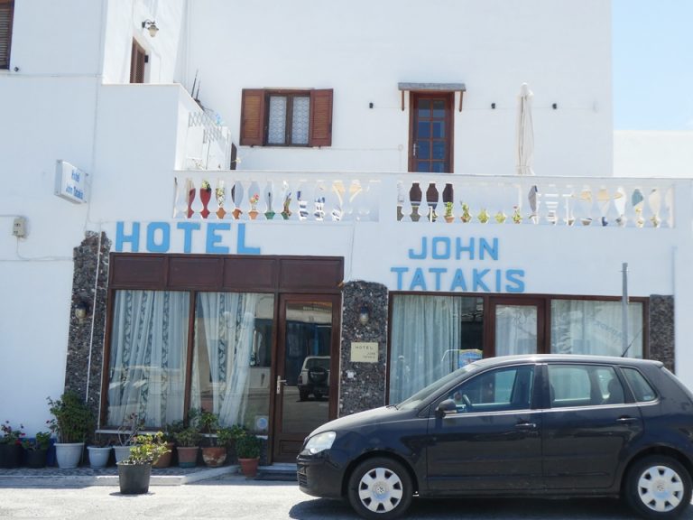 エントランス外観