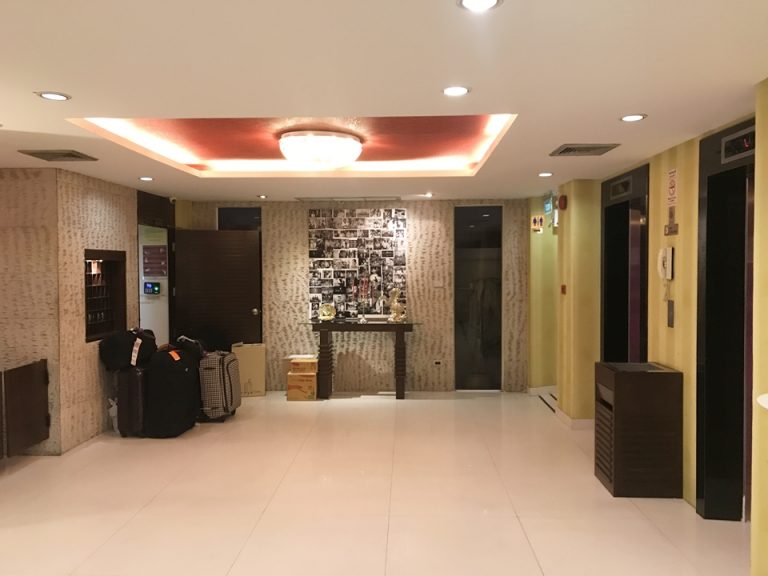 ロビー階 エレベーターホール1