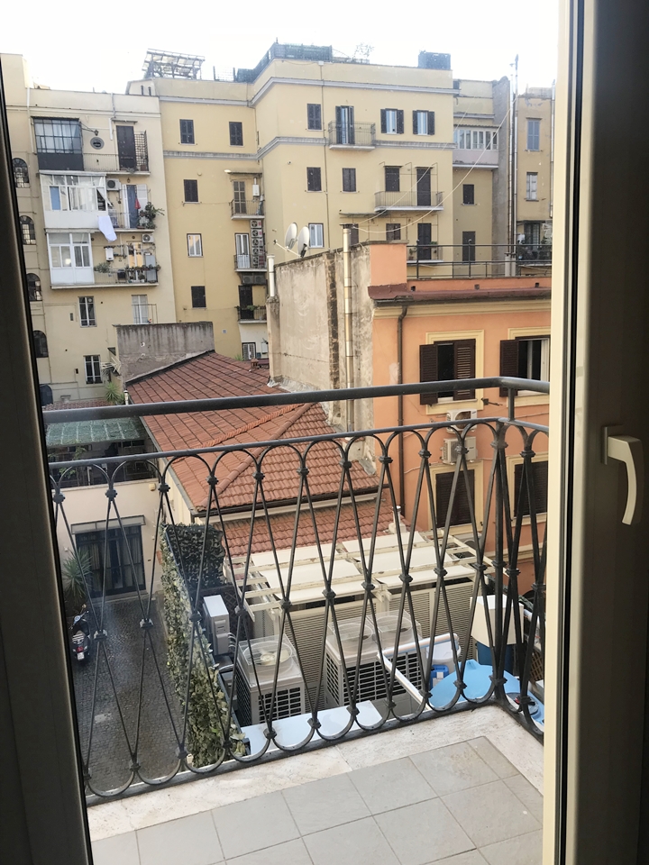 部屋のベランダ