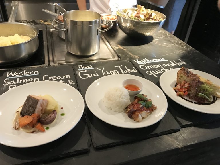 エグゼクティブラウンジ ランチビュッフェ11