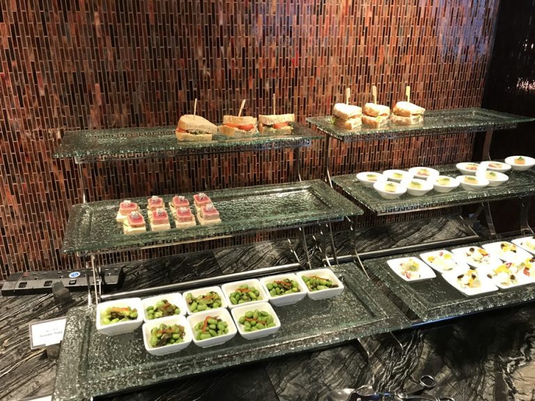 エギゼクティブランジ ディナービュッフェ9