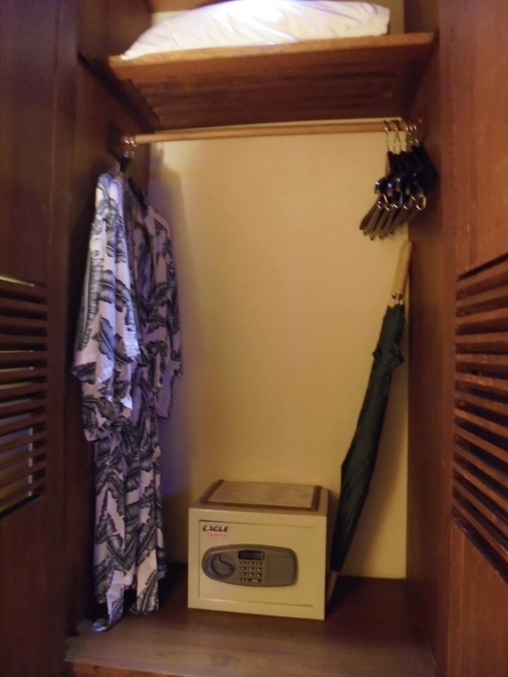 クローゼット内