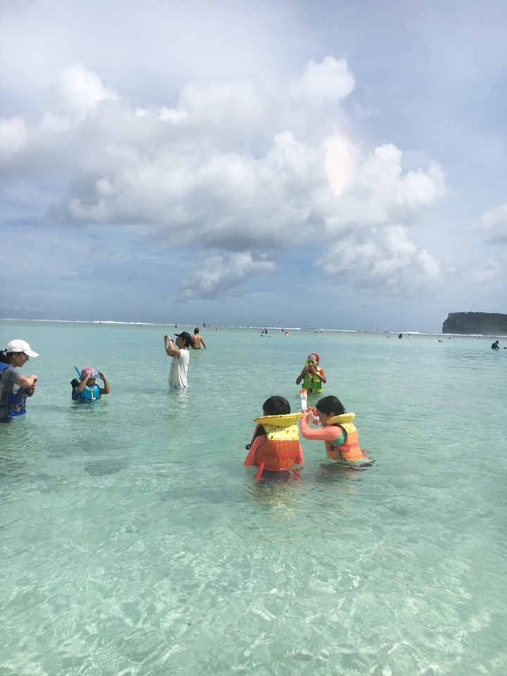 ホテル前ビーチ (1)