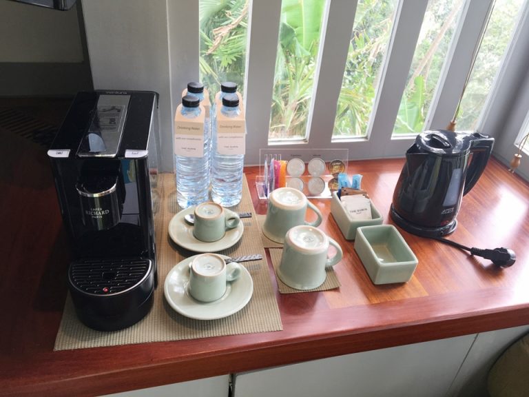 カフェコーナー