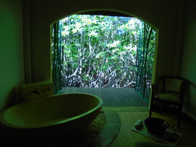 ラグジュアリーな空間