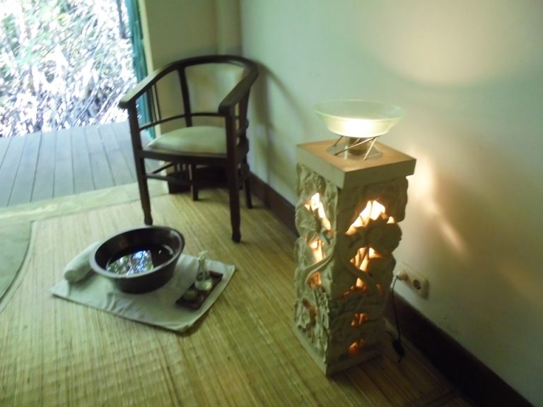 足湯からのスタートです