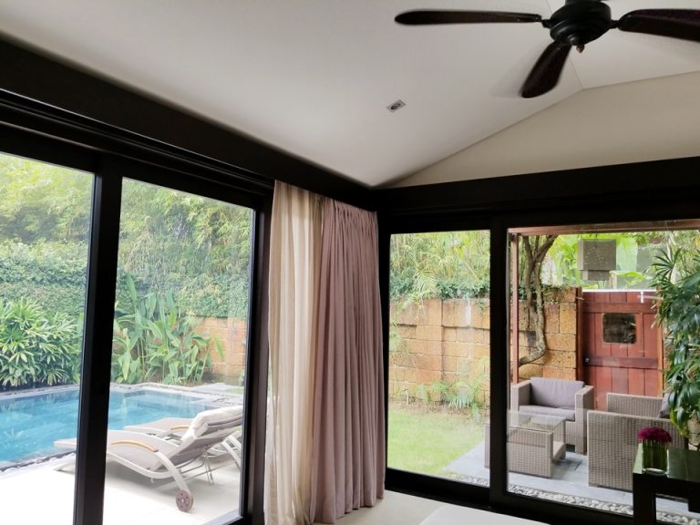 窓が大きく解放感があります。