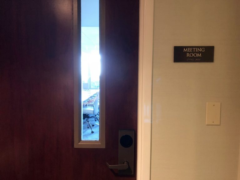 ミーティングルーム