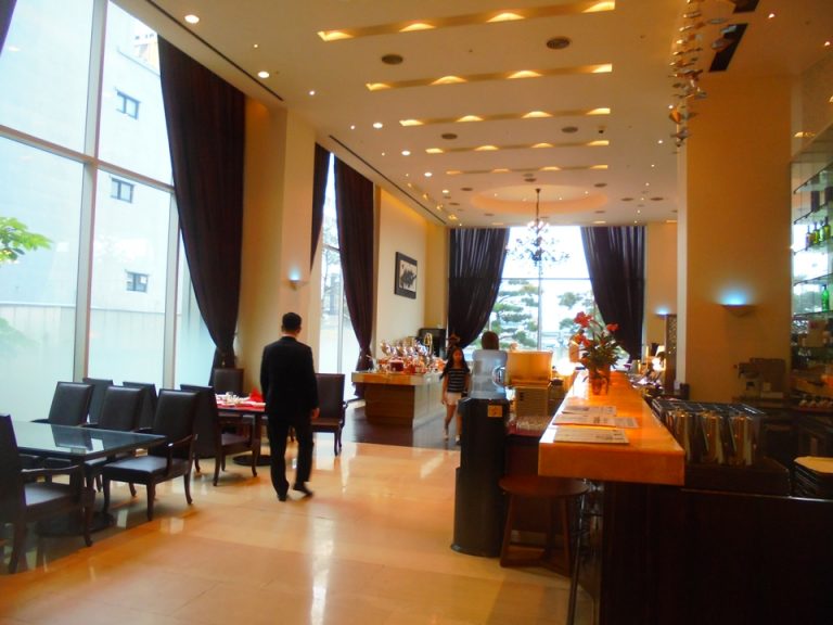 ホテル内レストラン、朝食会場