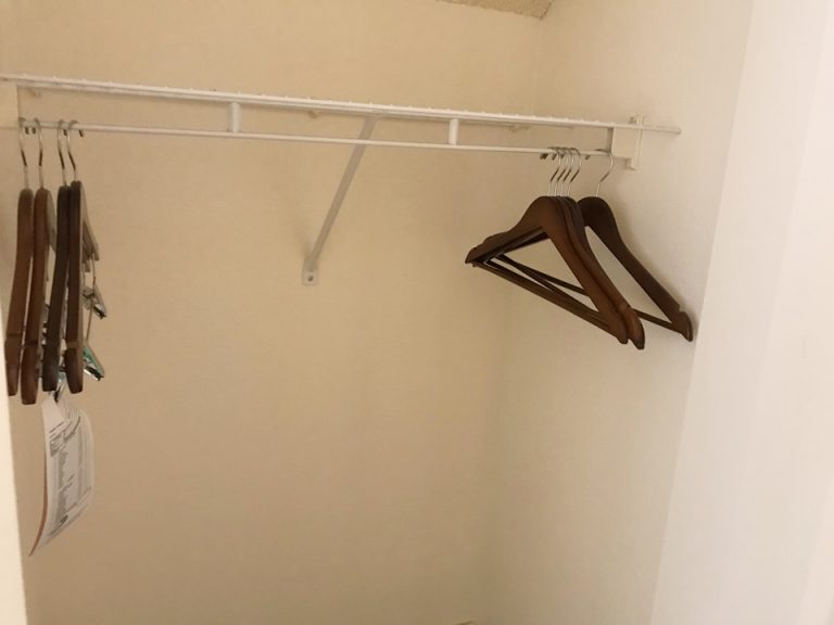 1階クローゼット 二階より広い