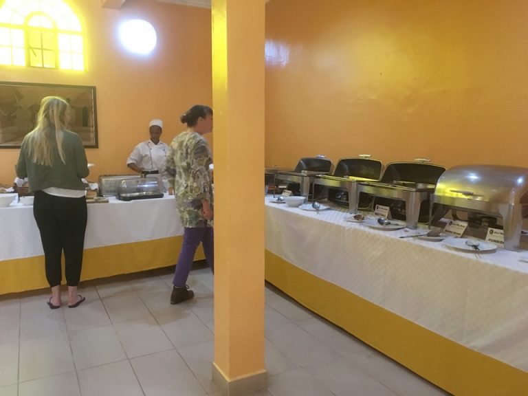 朝食ビュッフェ2