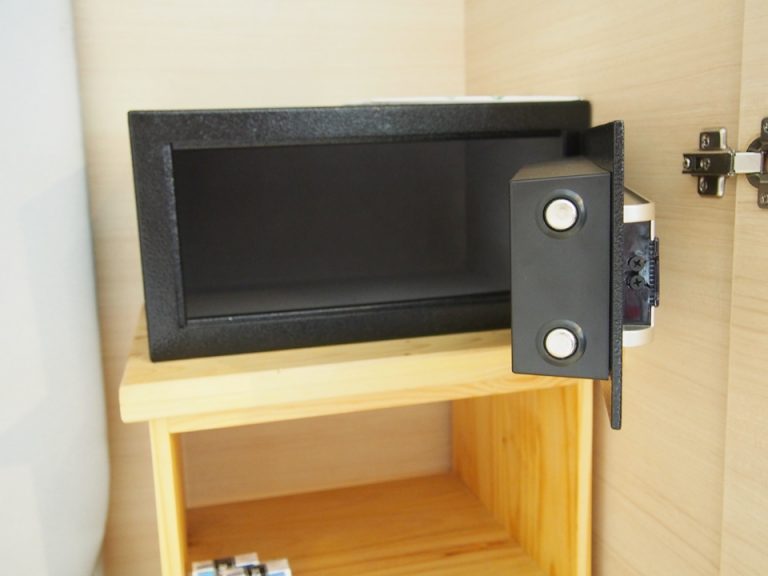 セーフティーボックス(開けた状態)