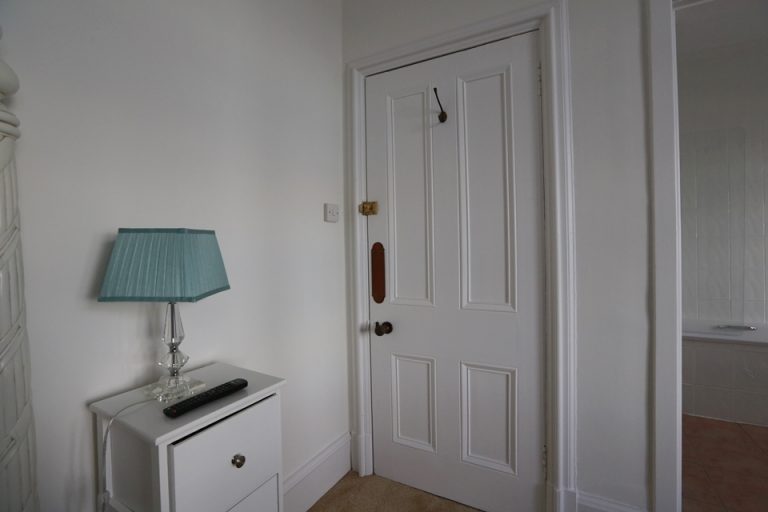 客室からのドア_9011