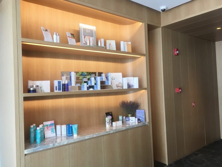 スパ物販コーナー