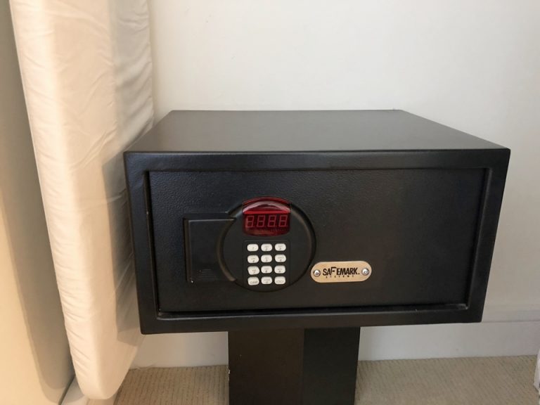 セーフティボックス閉じた状態