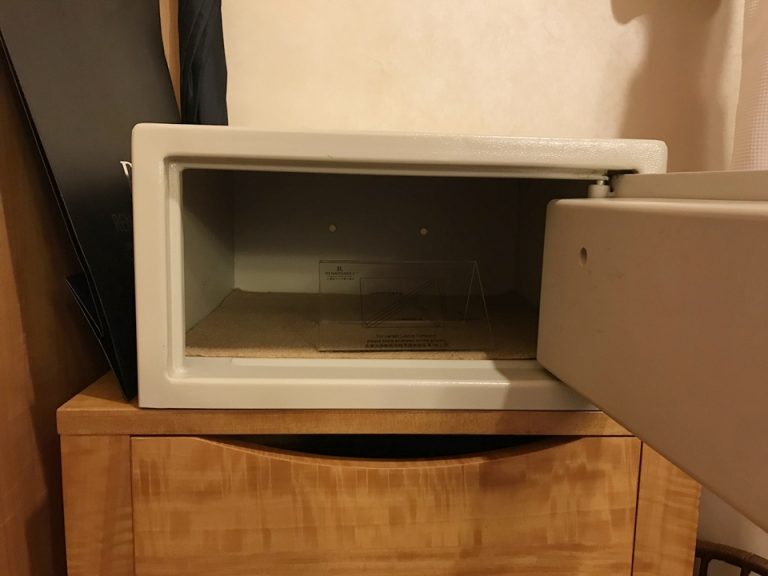 セーフティボックス(開放)