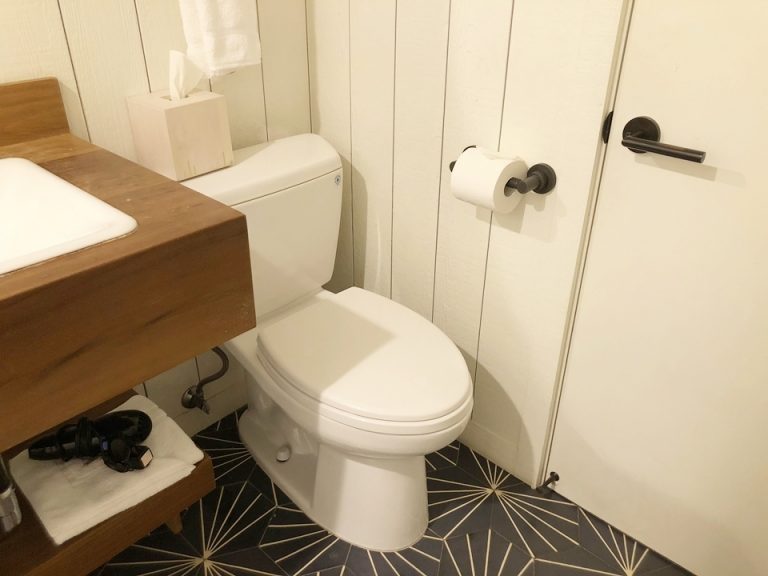 トイレは綺麗で、流れも良いです。