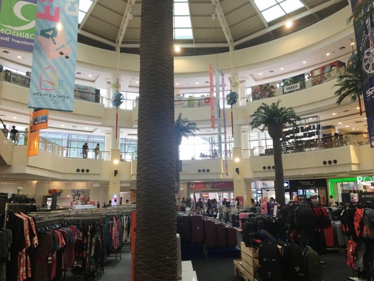 パトンビーチにあるジャングセイロン