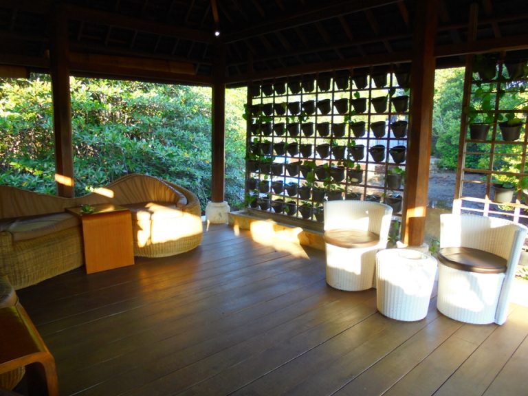 リラックスルームも広々